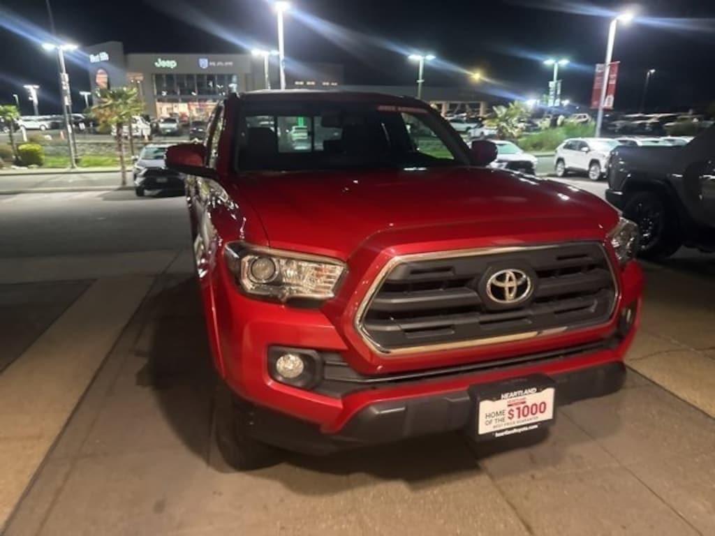 Used 2016 Toyota Tacoma SR5 V6 Truck Access Cab