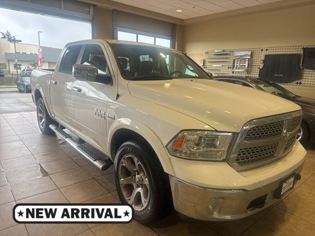 2017 RAM 1500 Laramie 4x4 Crew Cab 5'7's photo