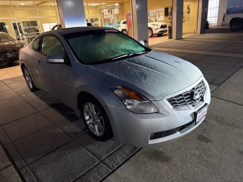 Used 2008 Nissan Altima 3.5 SE Coupe