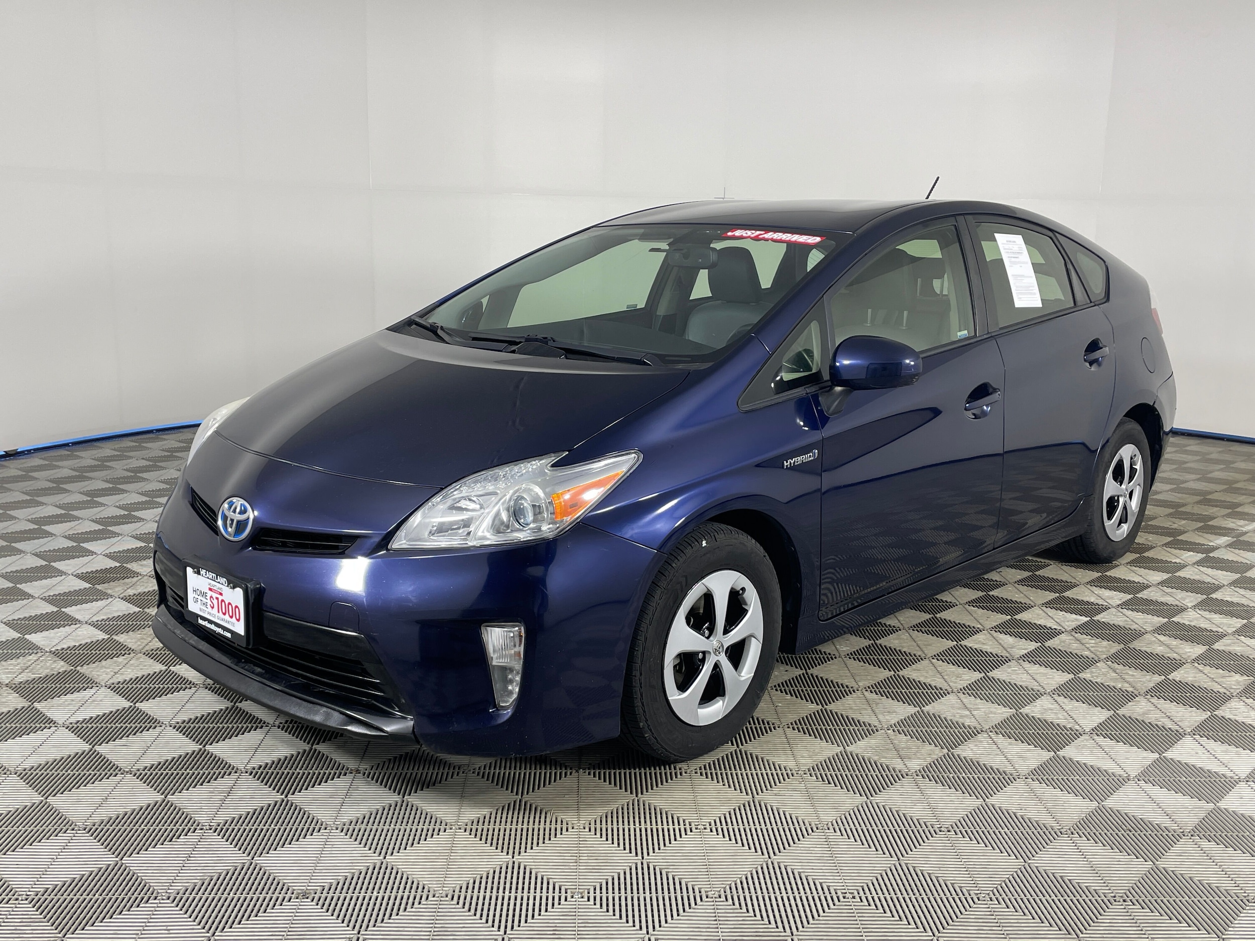 2014 Toyota Prius Hatchback  2014 Toyota Prius Hatchback