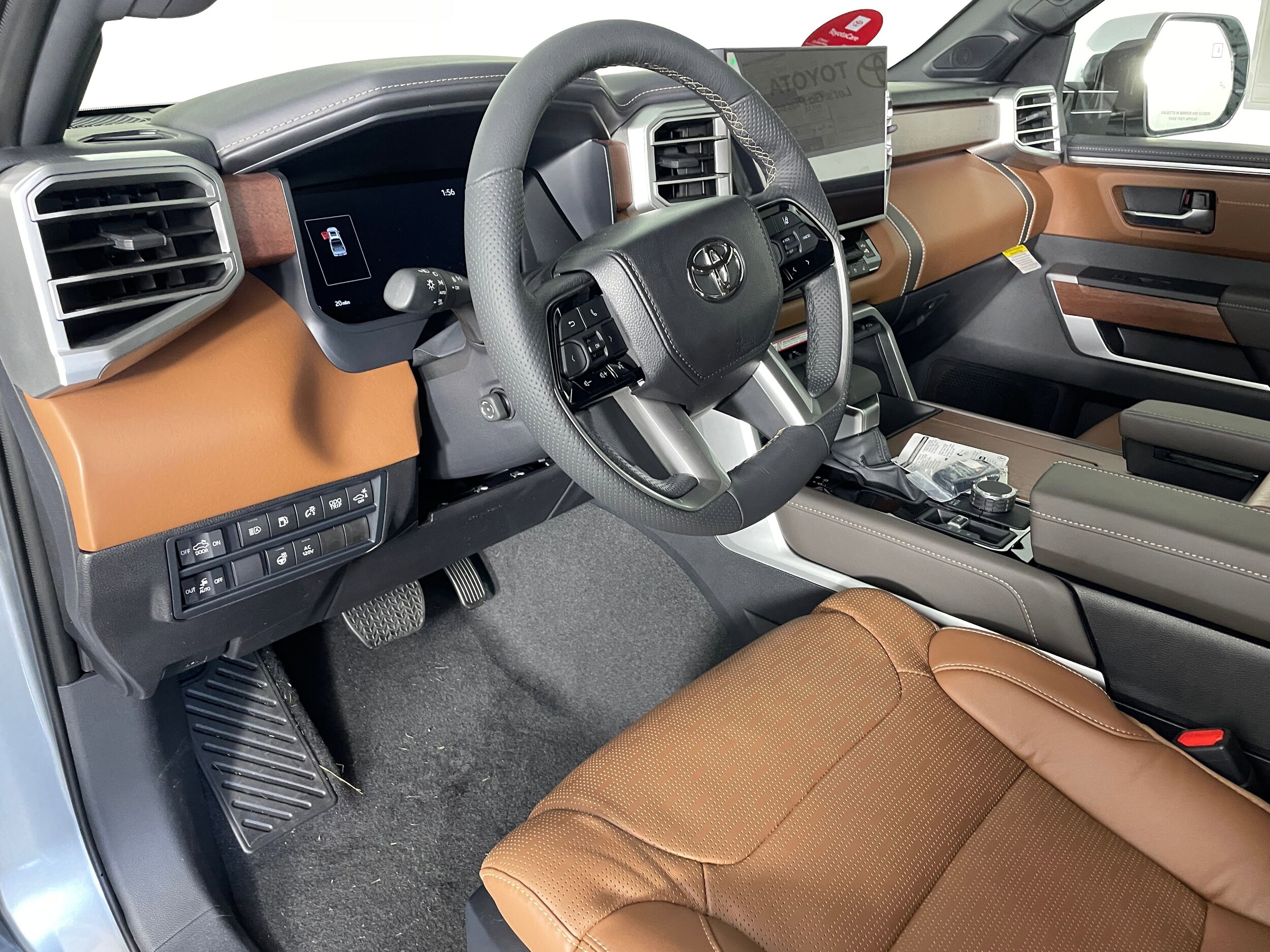 2025 Toyota Tundra 1794 Edition CrewMax photo 2