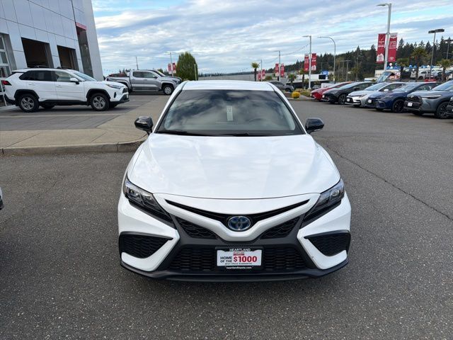 2024 Toyota Camry Hybrid SE Nightshade photo 6