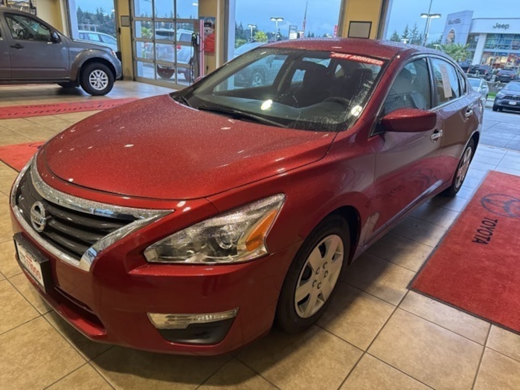 Used 2015 Nissan Altima 2.5 SV Sedan