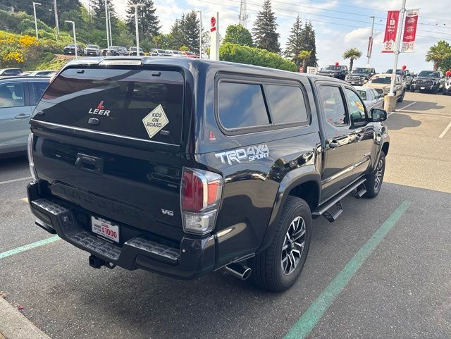 2021 Toyota Tacoma photo 4