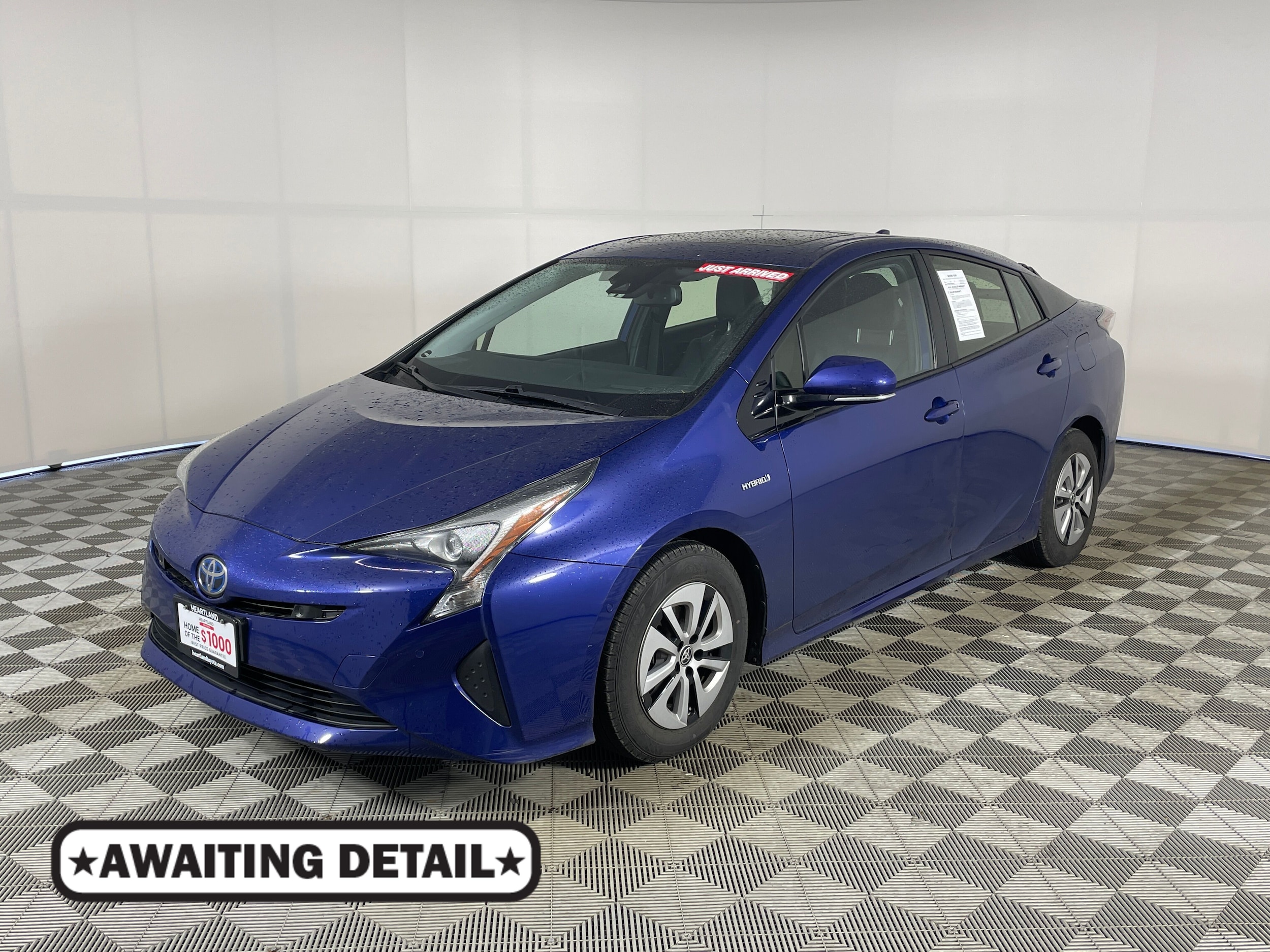 2017 Toyota Prius Four's photo