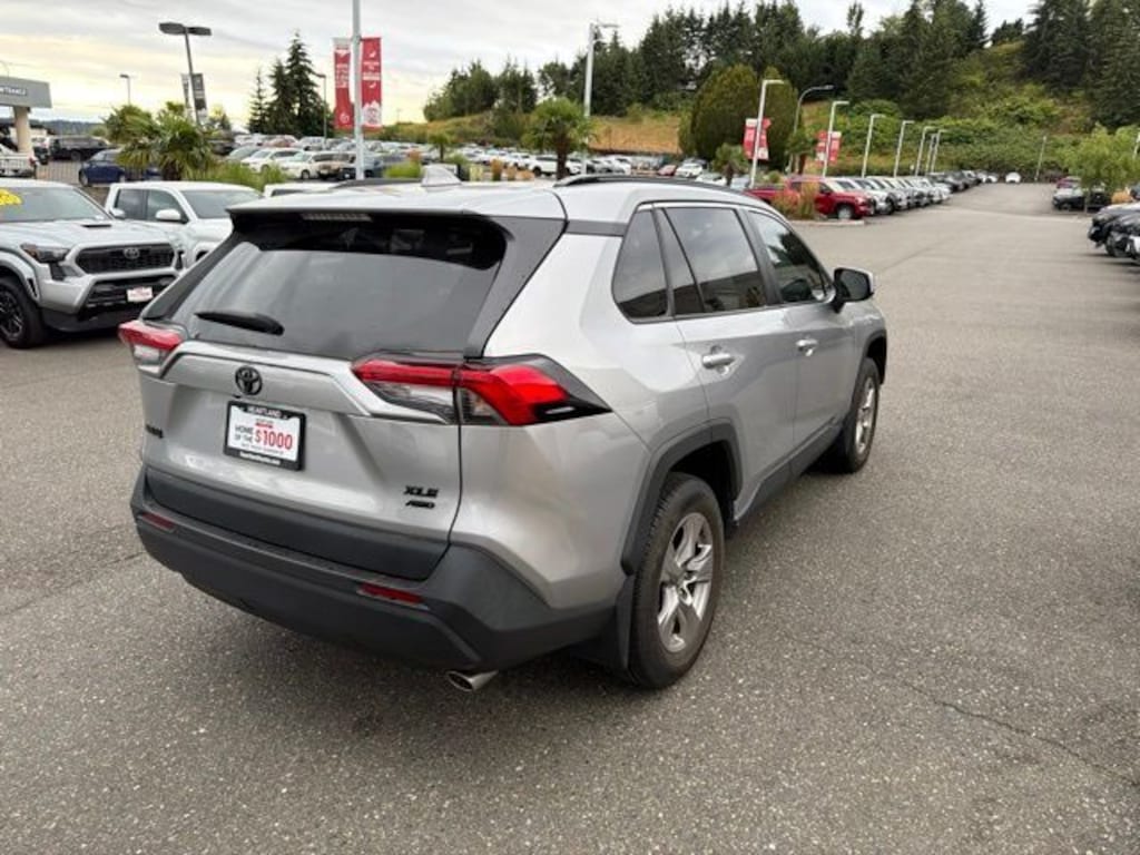 Used 2022 Toyota RAV4 XLE SUV