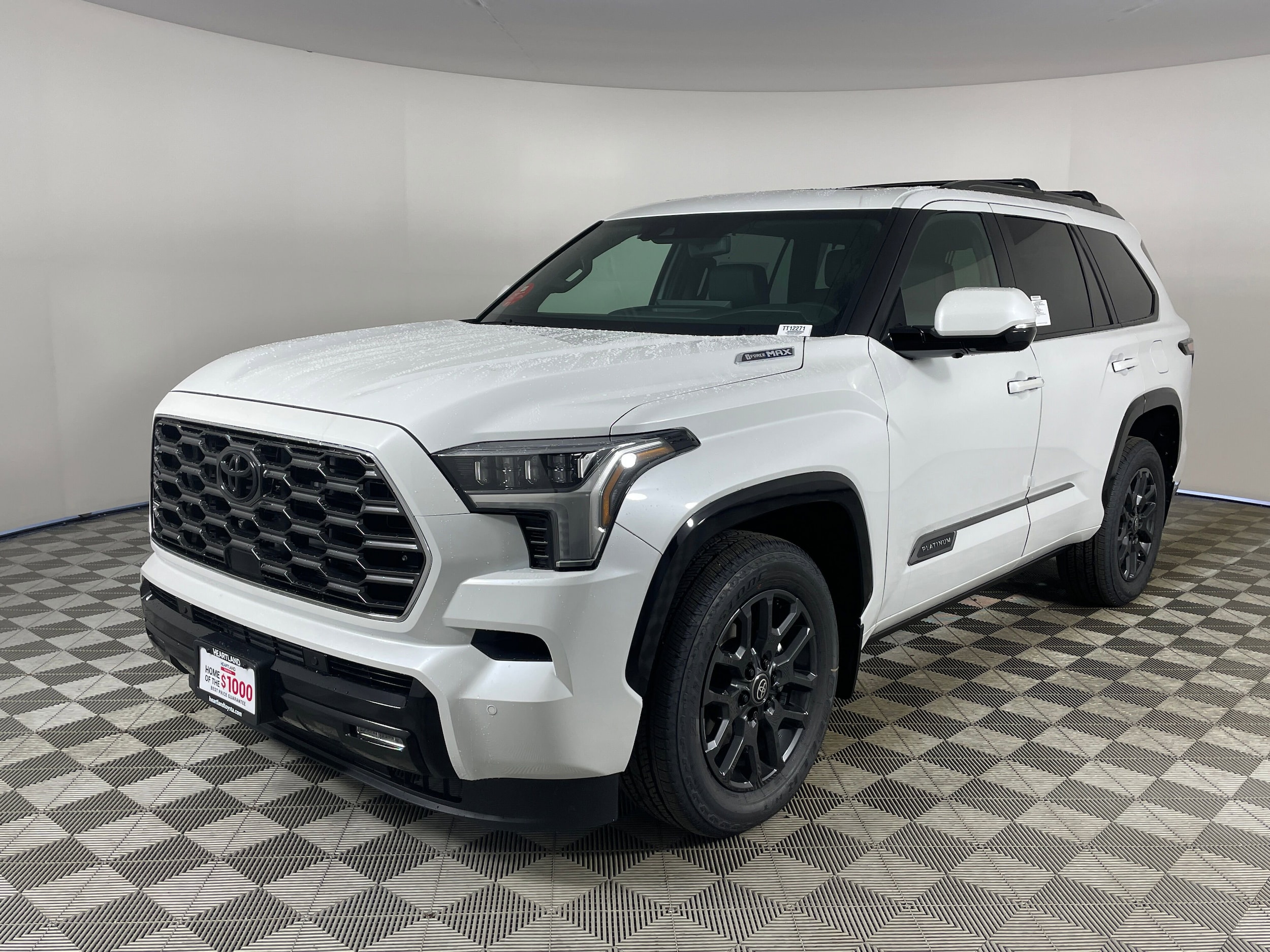 2026 Toyota Sequoia PLT HYBRID 