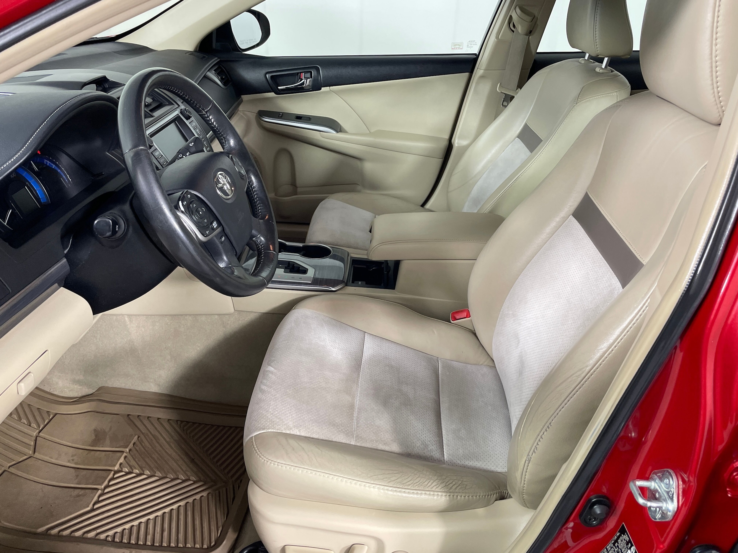 Used 2012 Toyota Camry XLE Hybrid with VIN 4T1BD1FK3CU051030 for sale in Bremerton, WA
