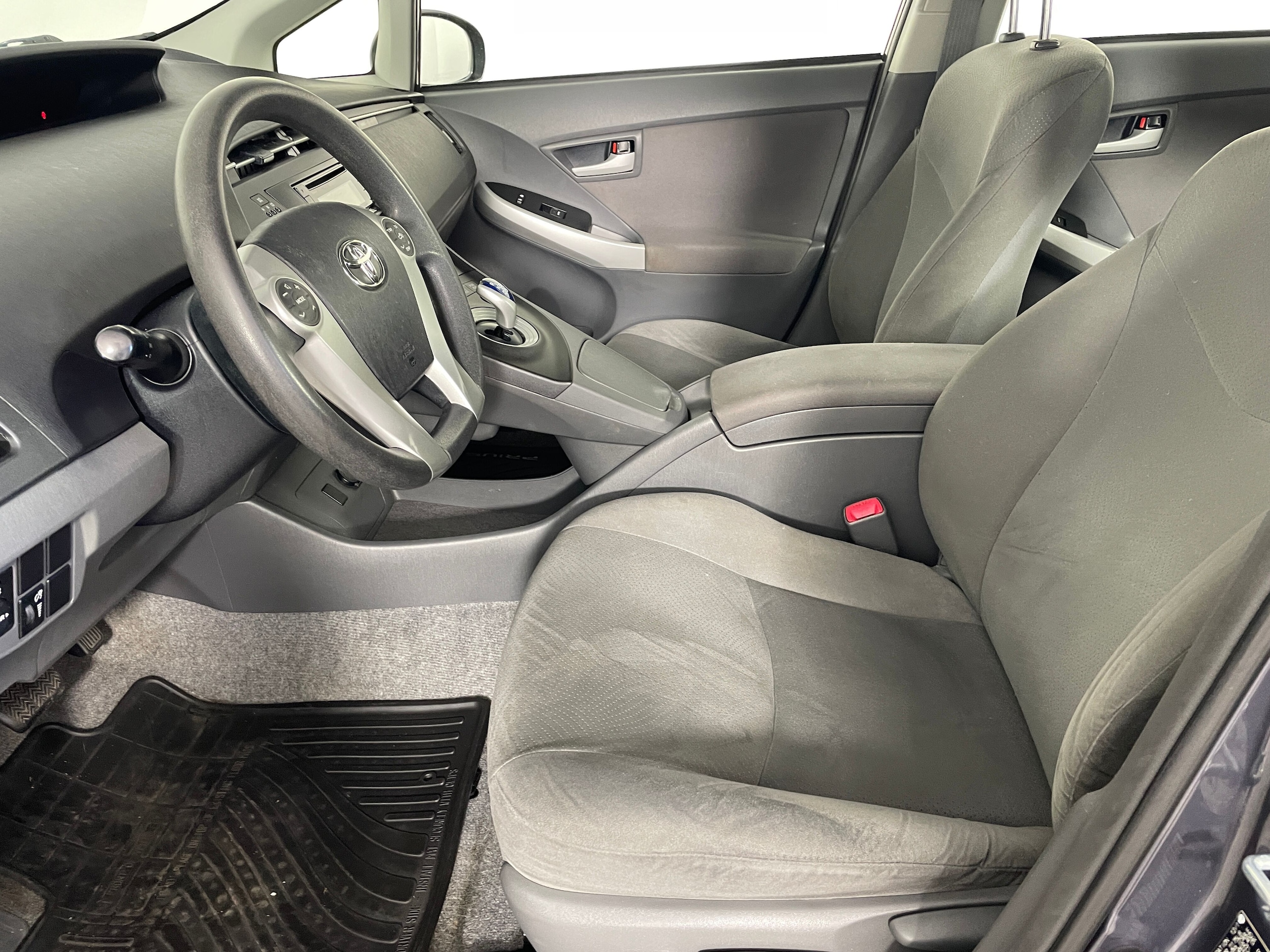 Used 2011 Toyota Prius V with VIN JTDKN3DU9B1477516 for sale in Bremerton, WA