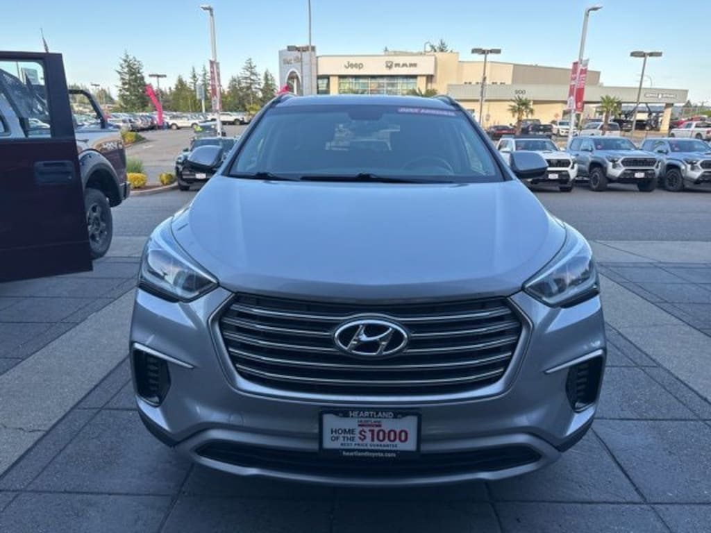 Used 2018 Hyundai Santa Fe SE SUV