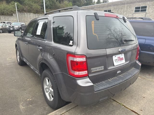 2010 Ford Escape XLS photo 4