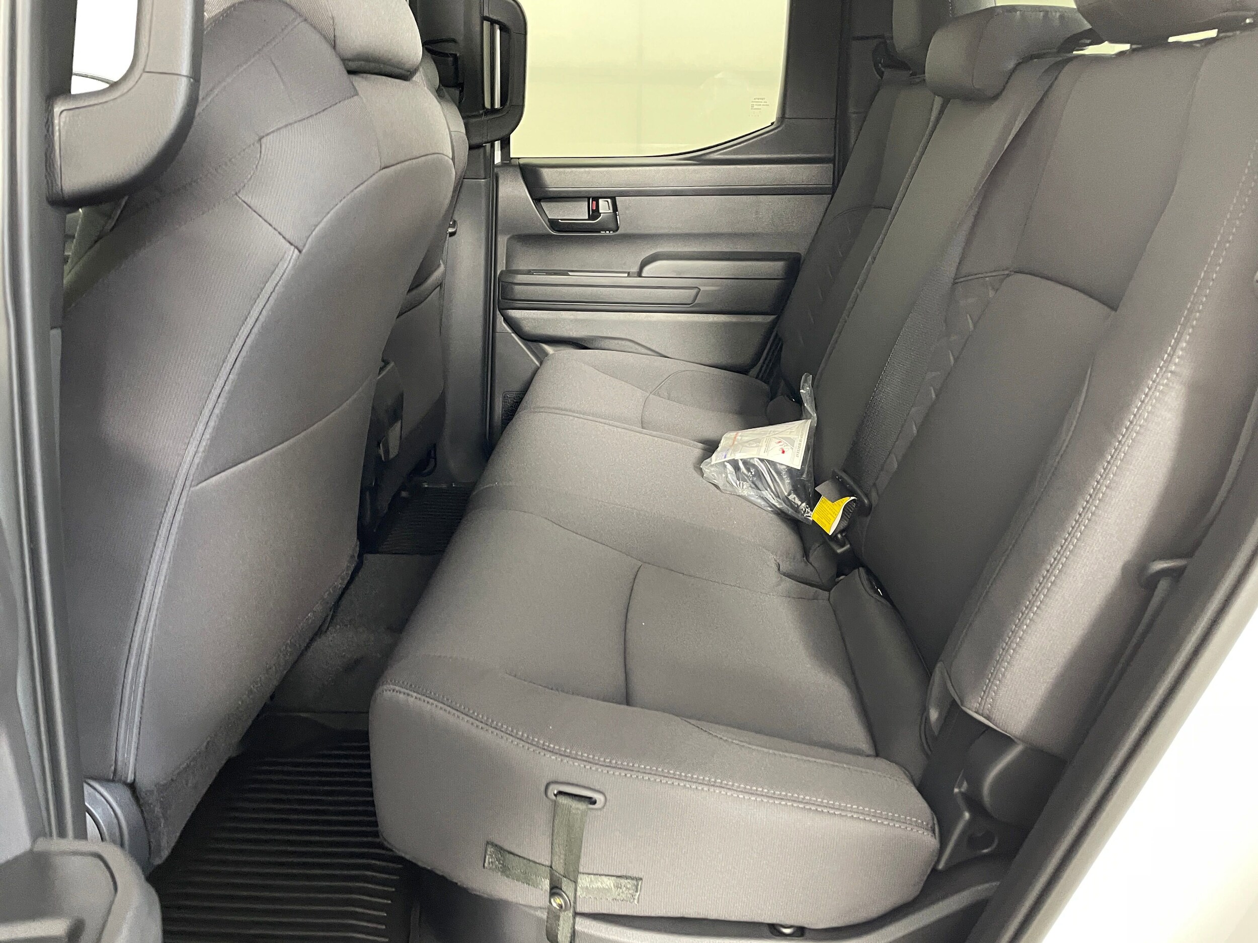 2025 Toyota Tacoma SR5 4x4 Long Bed photo 4