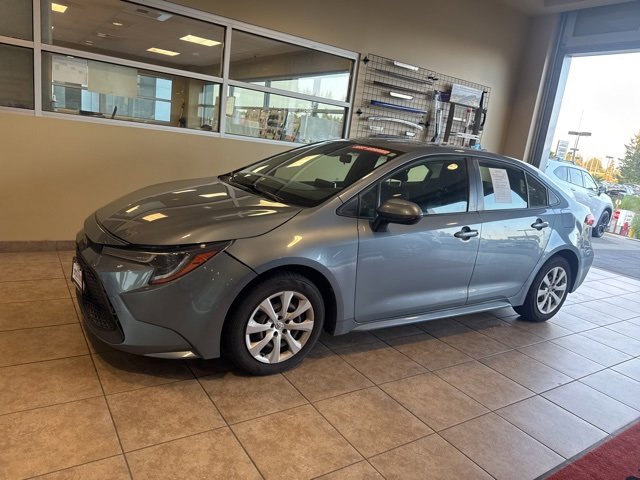 2020 Toyota Corolla LE photo 2