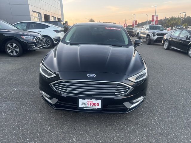 2018 Ford Fusion Hybrid photo 2