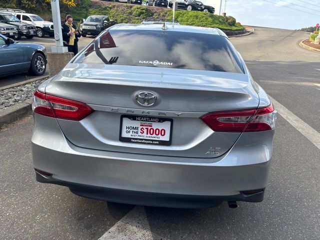 2020 Toyota Camry LE photo 6