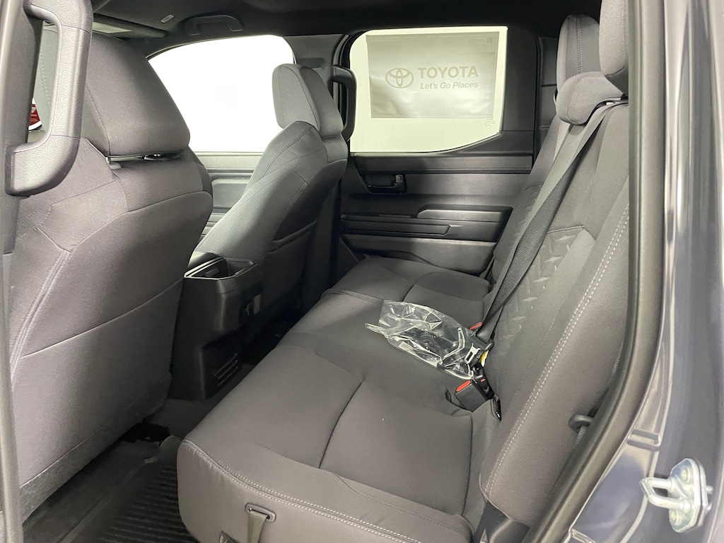 New 2025 Toyota Tacoma SR5 4X4 DOUBLE CAB