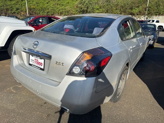2011 Nissan Altima 2.5 S photo 5