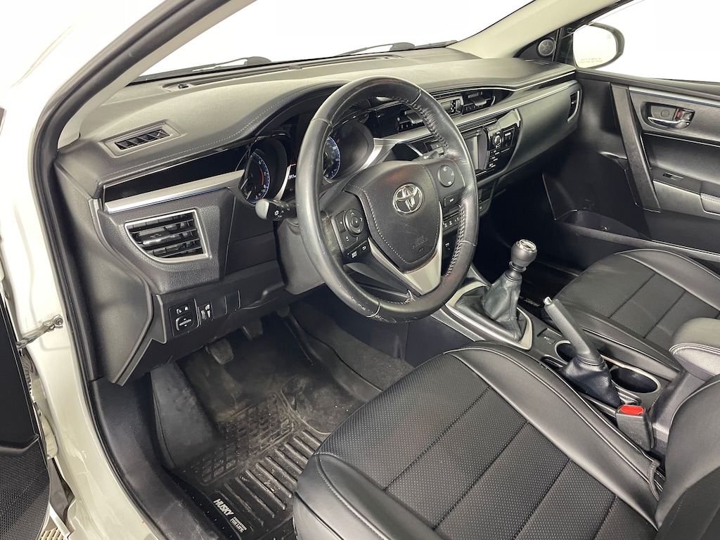 Used 2016 Toyota Corolla LE Sedan