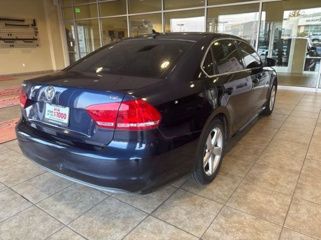 Used 2014 Volkswagen Passat 1.8T Sedan