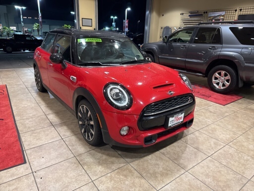 Used 2019 MINI Hardtop 4 Door Cooper S Signature Hatchback