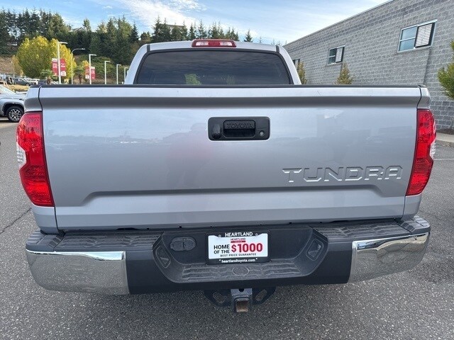 2017 Toyota Tundra SR5 photo 3