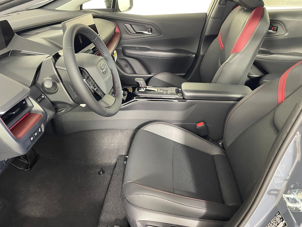New 2026 Toyota Prius Plug-in Hybrid XSE Hatchback