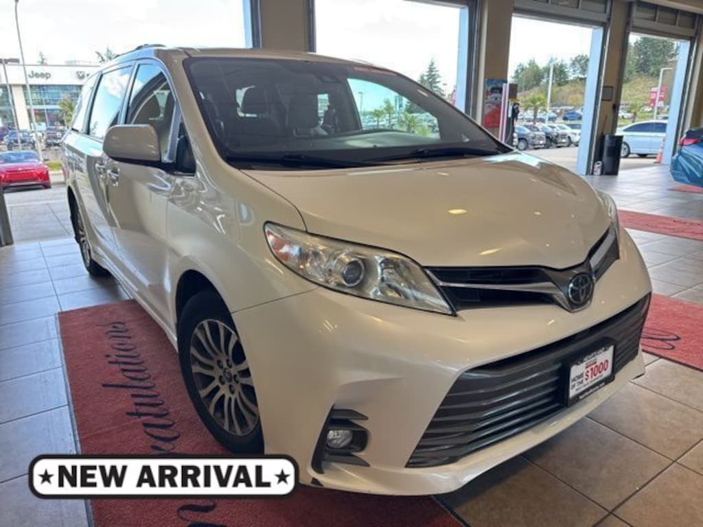 Used 2020 Toyota Sienna XLE 8 Passenger Van