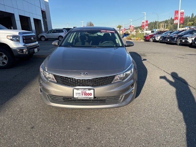 2016 Kia Optima LX photo 3