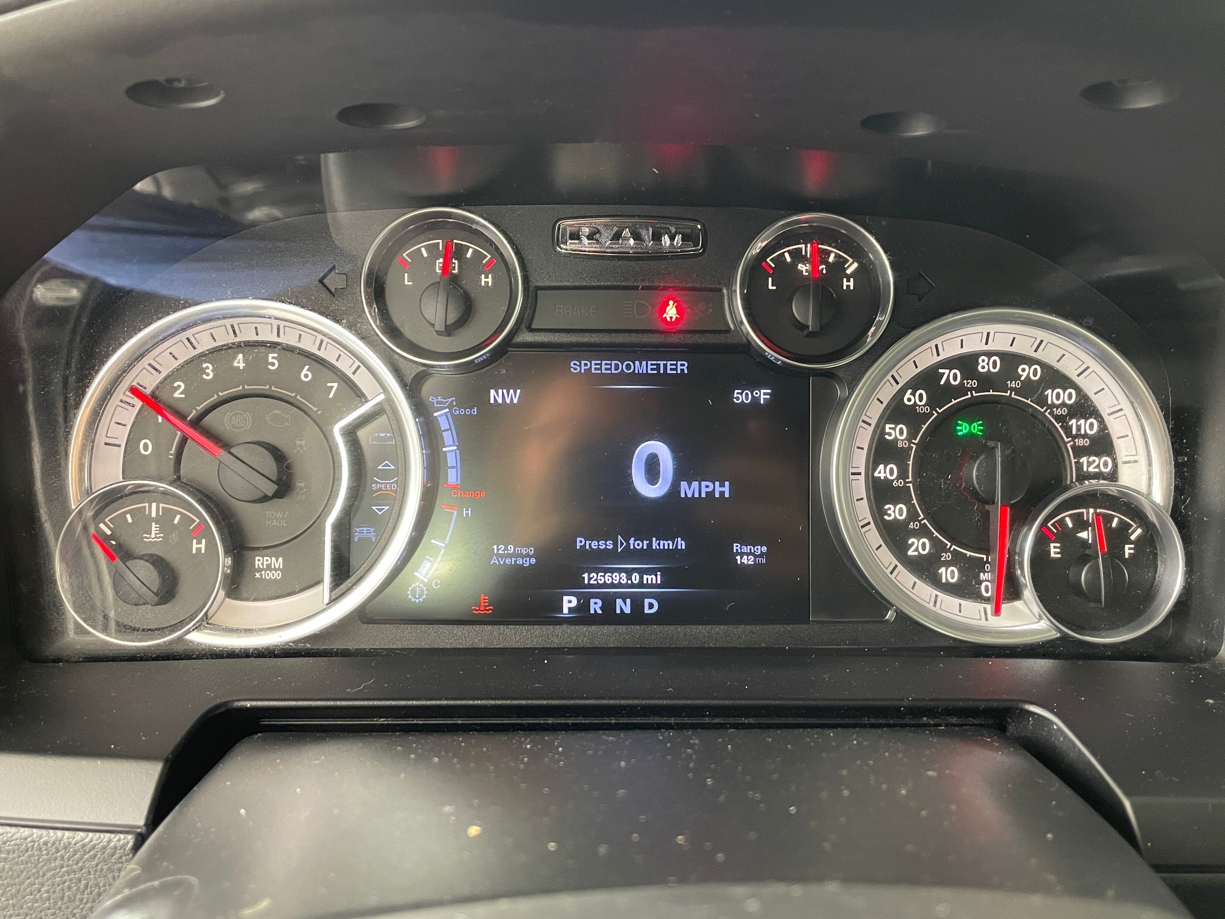 2014 Ram 1500 Laramie 5.7L V8 HEMI MDS VVT photo 4