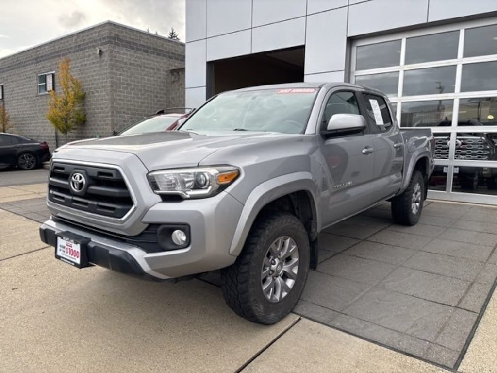 Used 2016 Toyota Tacoma SR5 V6 Truck Double Cab