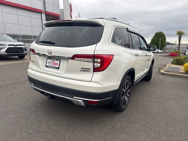 2019 Honda Pilot Touring 8-Passenger AWD photo 5