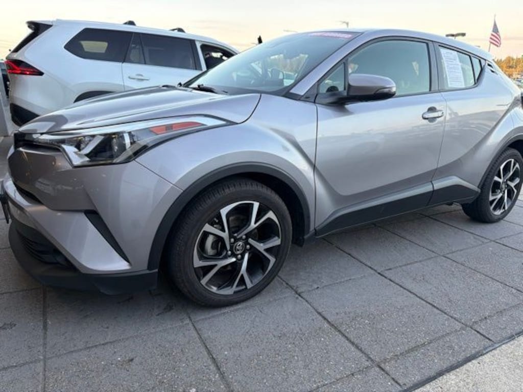 Used 2019 Toyota C-HR XLE SUV