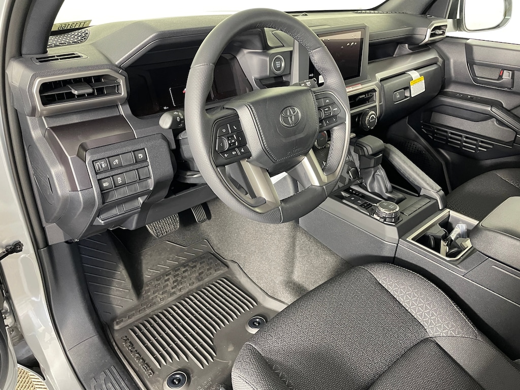 New 2026 Toyota 4Runner SR5 SUV