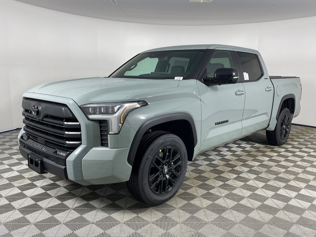 New 2026 Toyota Tundra Limited LIMITED CREWMAX 5.5