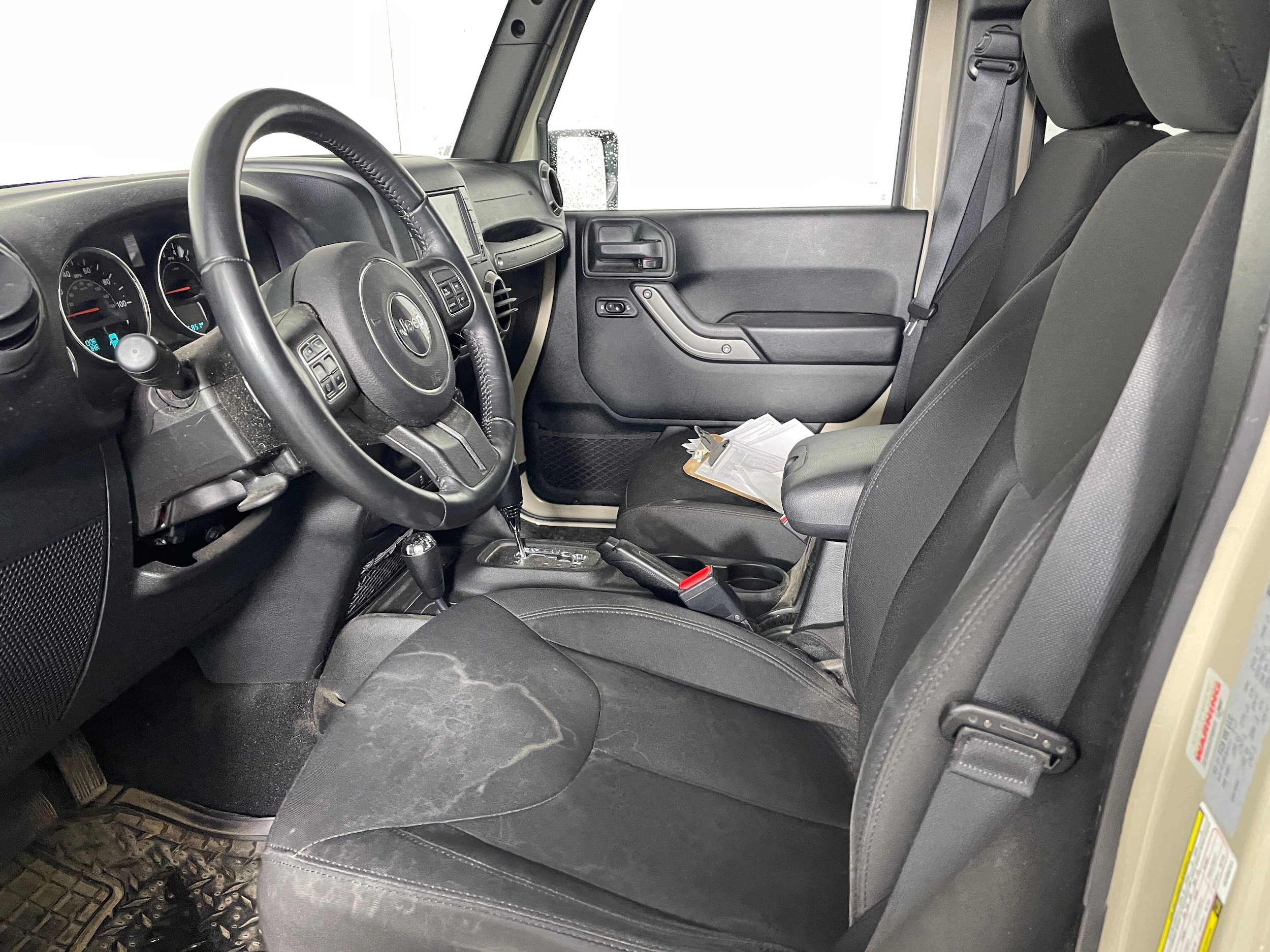 2017 Jeep Wrangler JK Unlimited Sport 4x4 photo 2