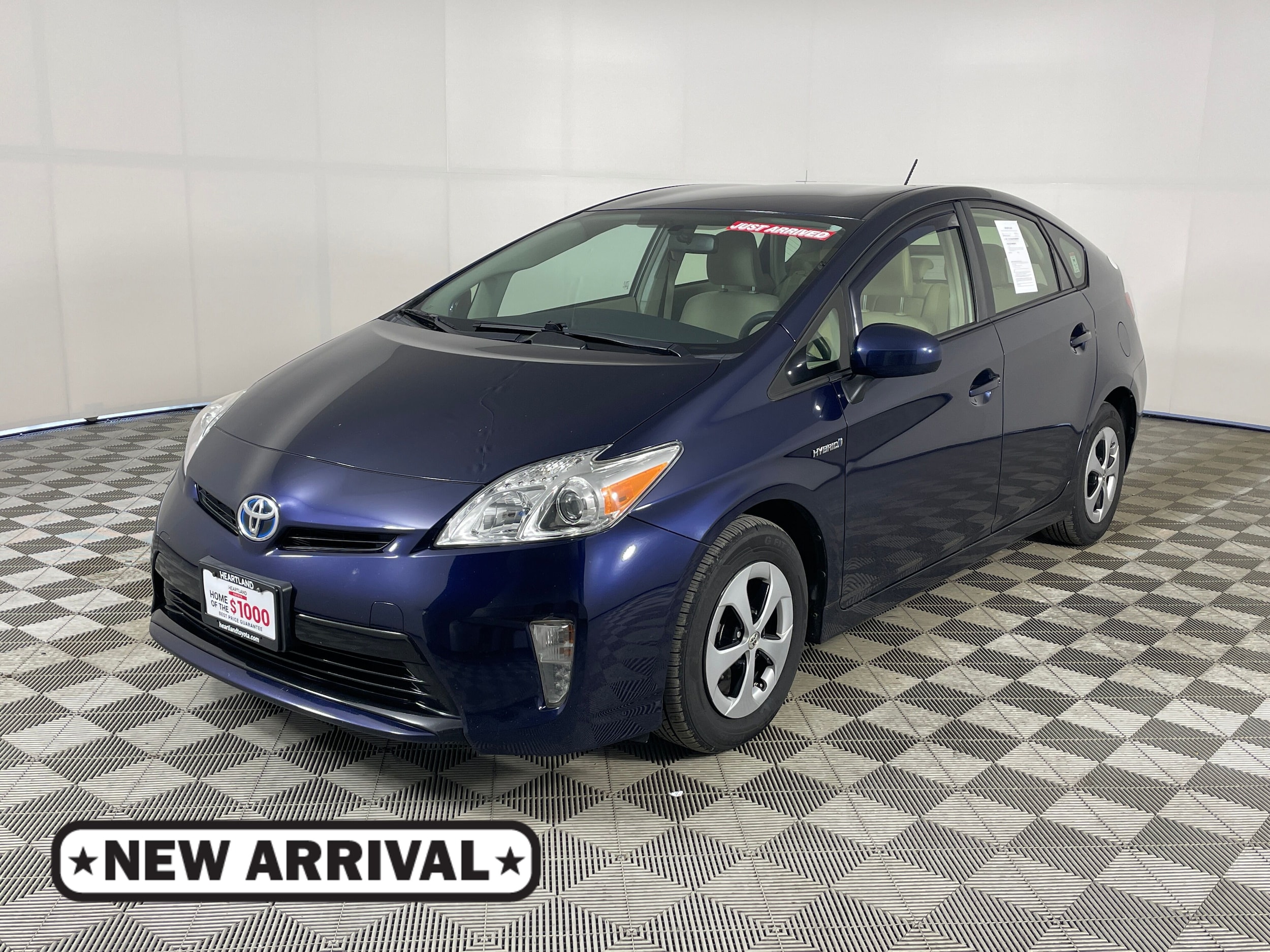2013 Toyota Prius Two's photo