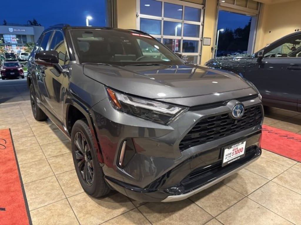 Used 2024 Toyota RAV4 Hybrid XSE SUV