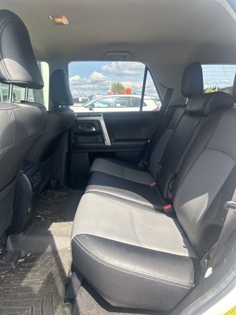 2019 Toyota 4Runner SR5 Premium photo 6