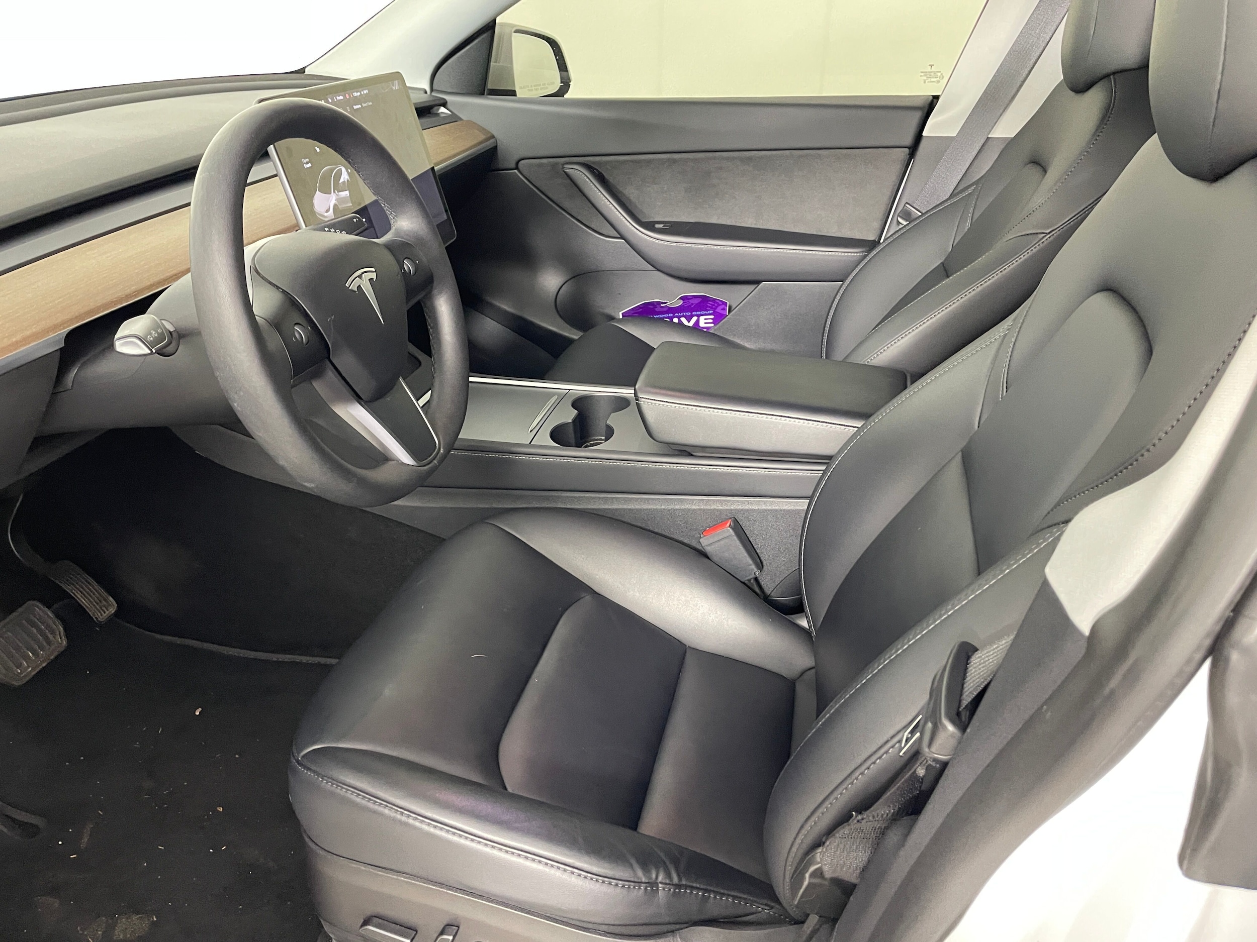 2021 Tesla Model Y Long Range photo 2