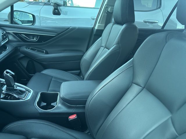 2023 Subaru Outback Touring photo 5