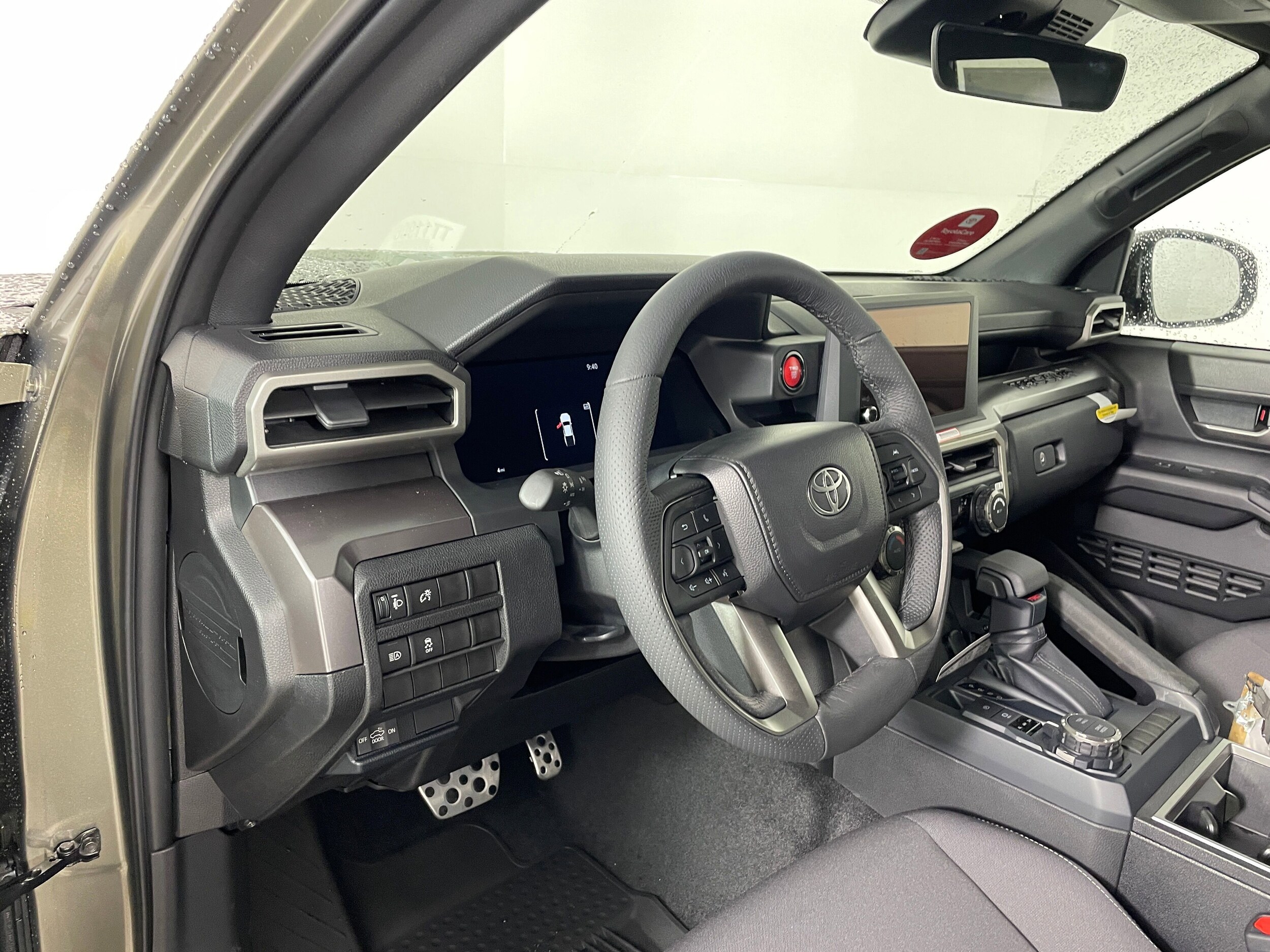 2025 Toyota Tacoma TRD Sport 4x4 Long Bed photo 2