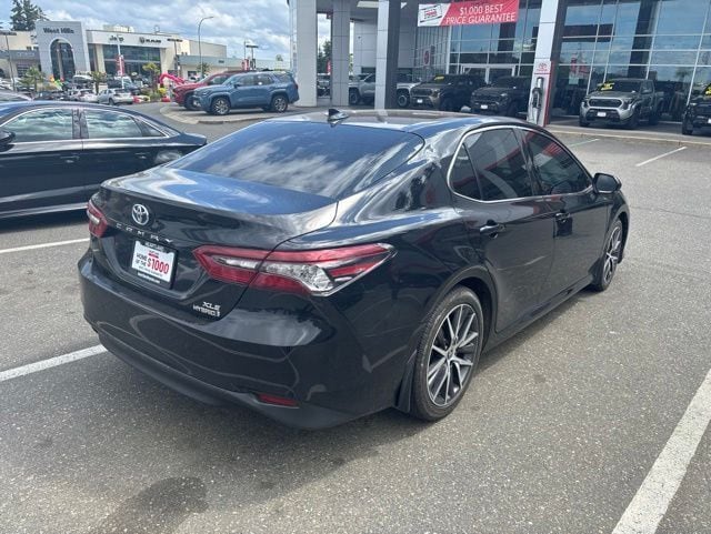 2022 Toyota Camry Hybrid XLE photo 4