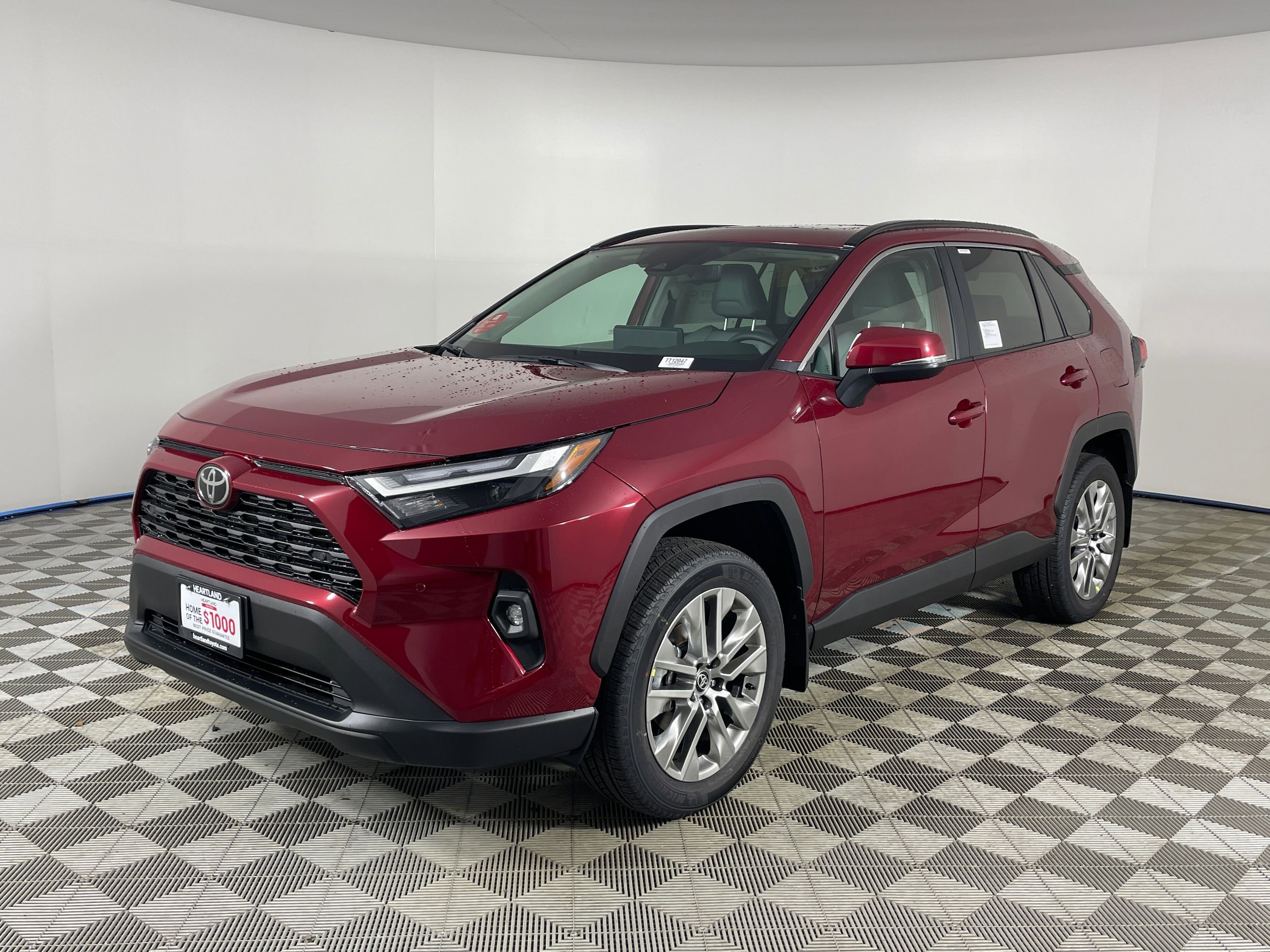 2025 Toyota RAV4 XLE Premium's photo