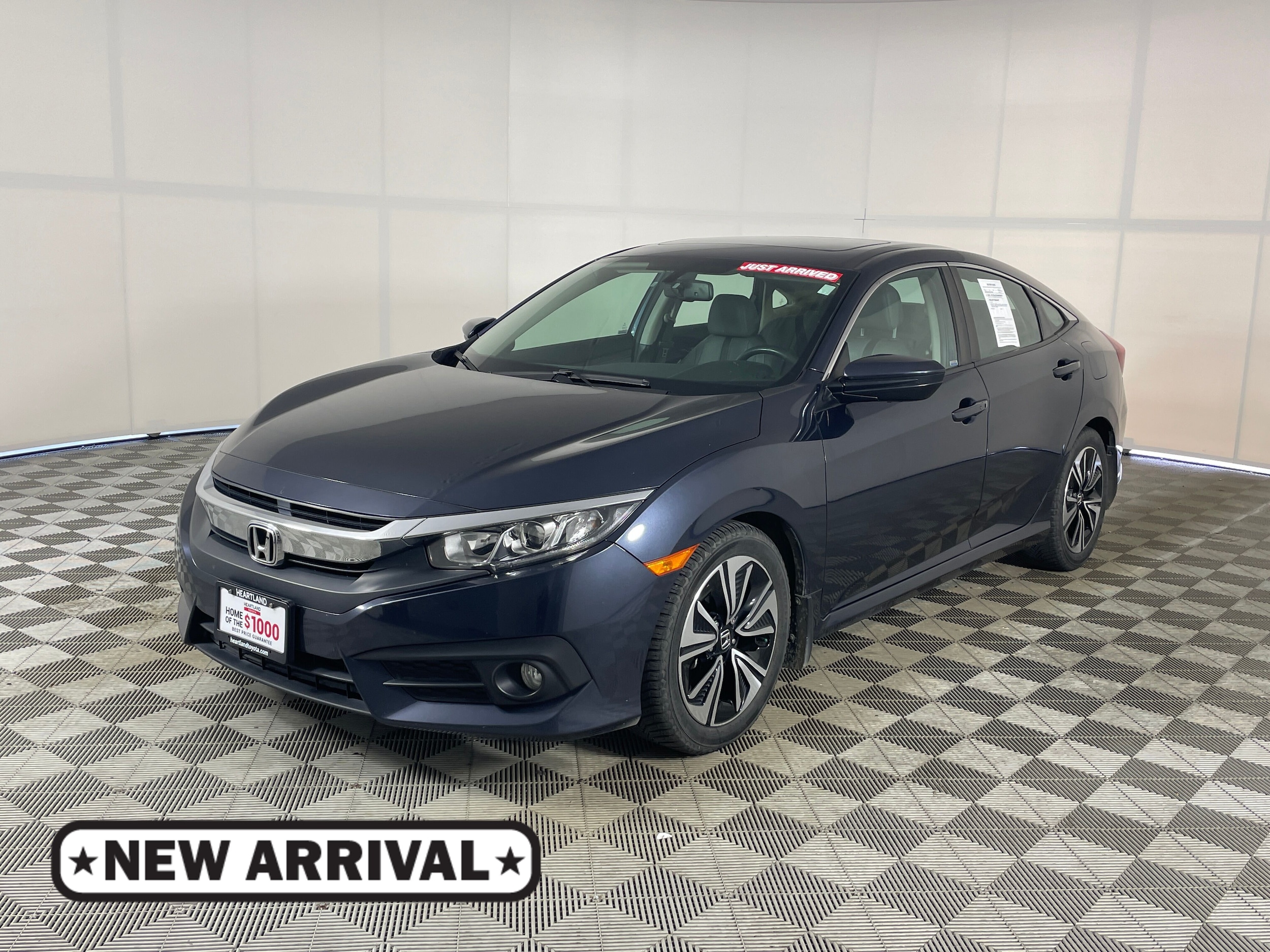 2016 Honda Civic EX-L w/Navigation CVT's photo