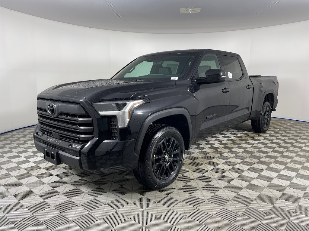 New 2026 Toyota Tundra Limited LIMITED CREWMAX 6.5