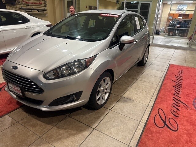 2019 Ford Fiesta SE photo 2