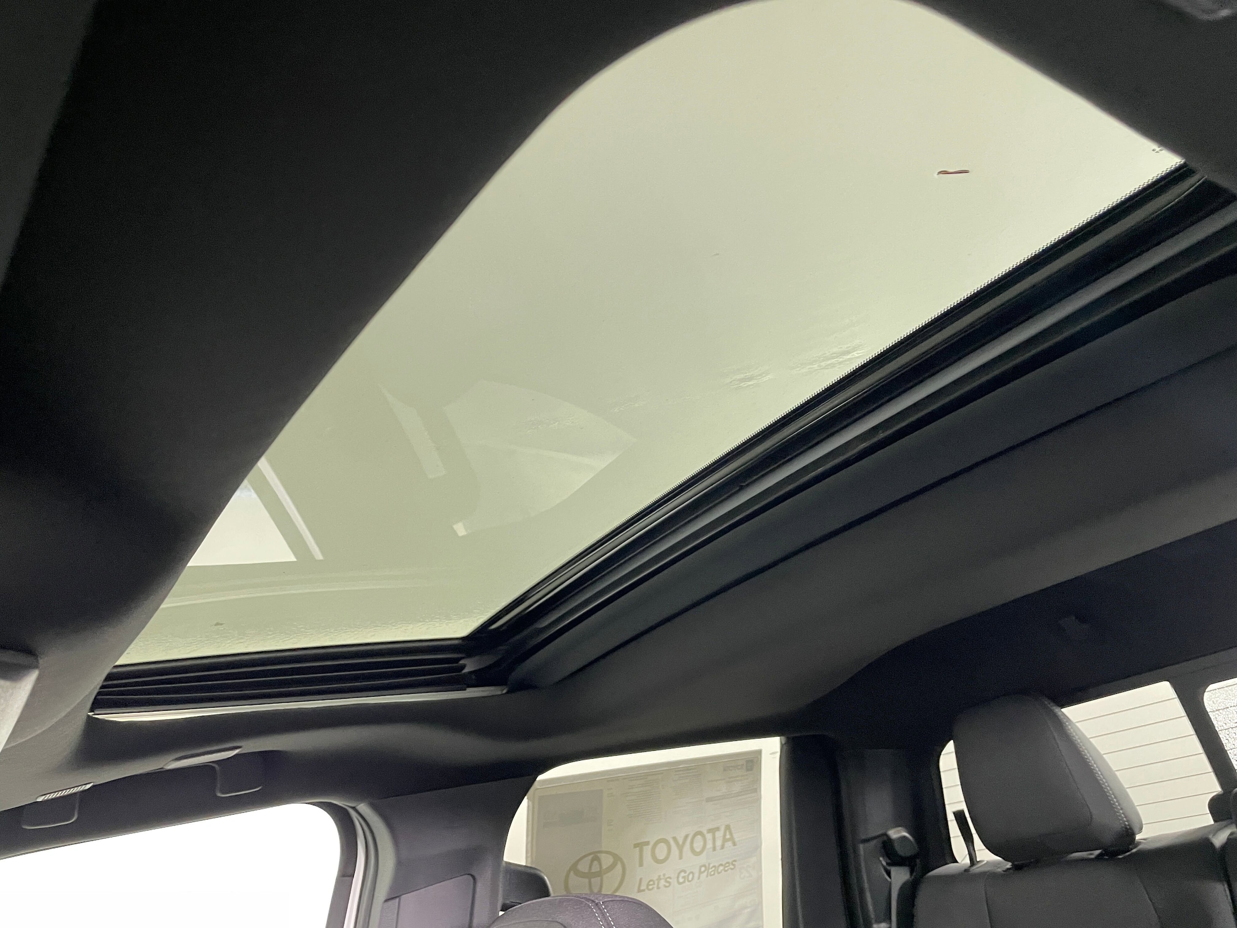 2025 Toyota Tacoma TRD Off Road - Photo 13