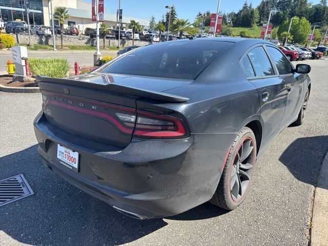 2018 Dodge Charger SXT photo 6