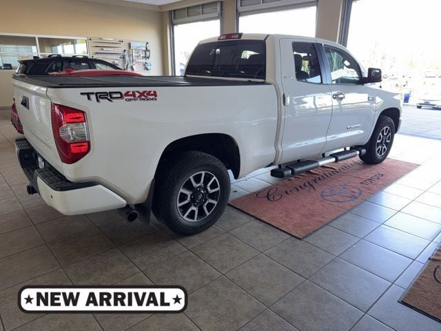 2018 Toyota Tundra Limited 5.7L 4WD Double Cab Std Bed's photo
