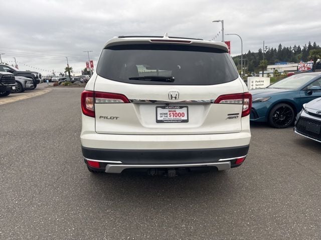 2019 Honda Pilot Touring 8-Passenger AWD photo 6